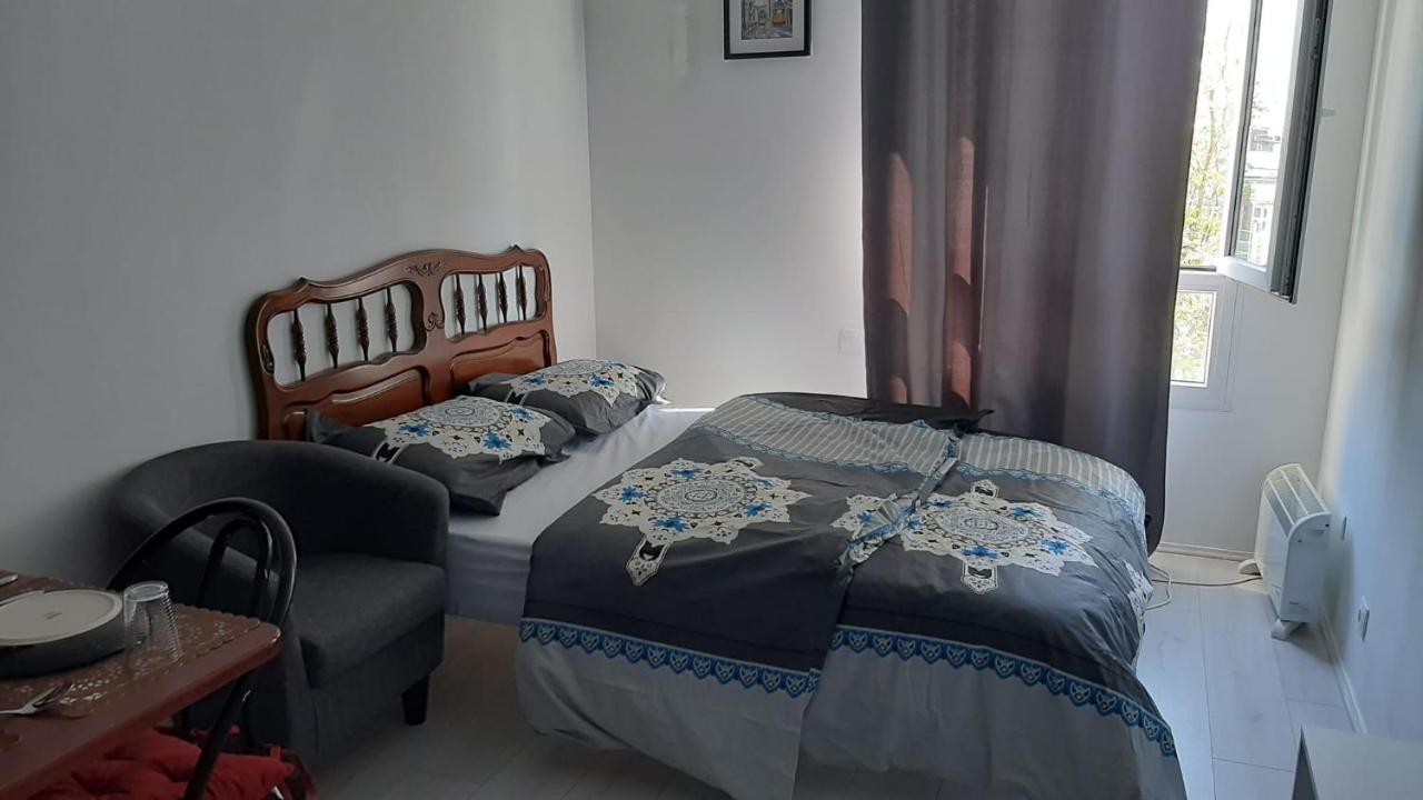 Studio Tres Propre De 18 M2 Cergy Extérieur photo
